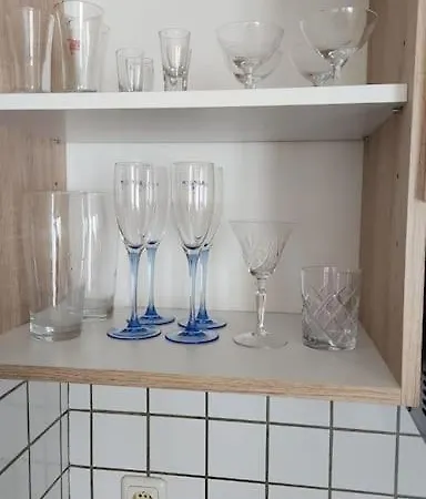 Kleine Moblierte 1-zimmer In