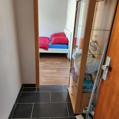 Apartment Kleine Moblierte 1-zimmer In