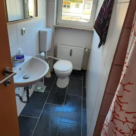 Apartment Kleine Moblierte 1-zimmer In *